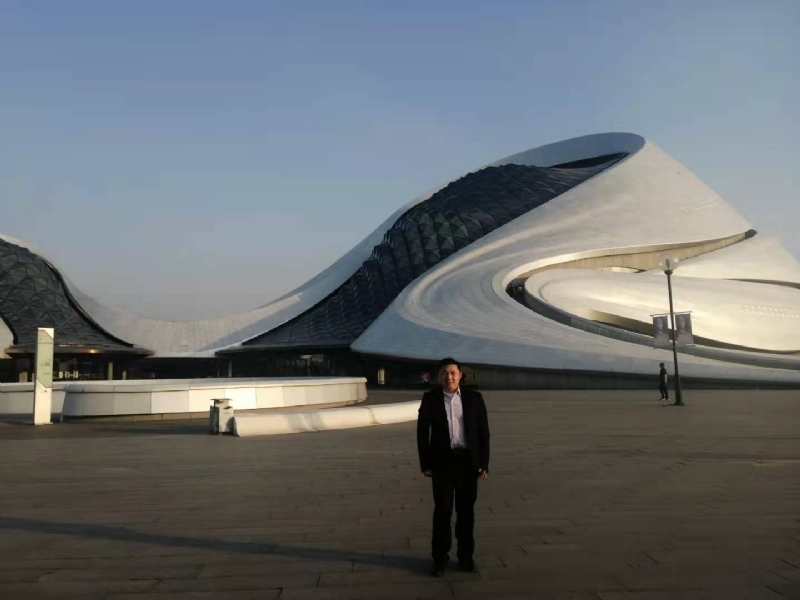 荣荣的第一张照片--绵阳相亲服务中心