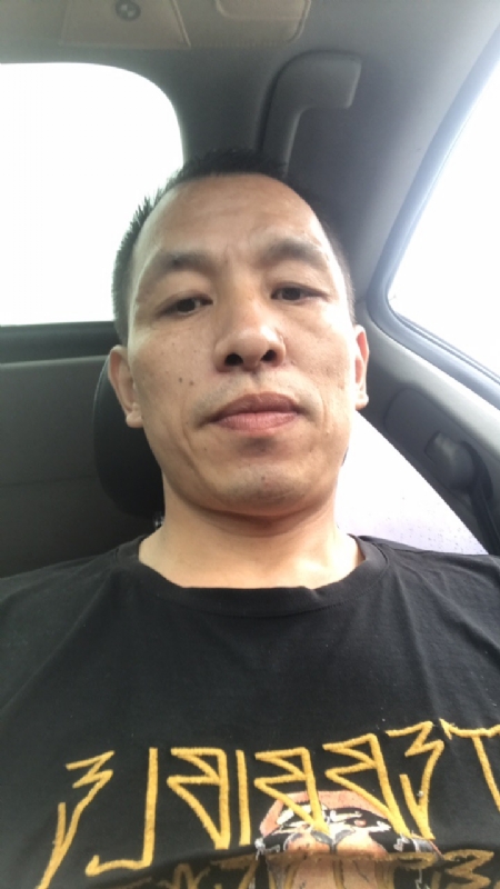 迷茫的第一张照片--绵阳相亲服务中心