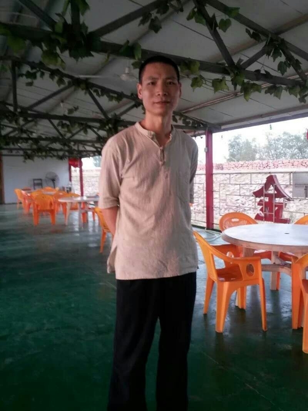 周哥的第三张照片--绵阳相亲服务中心