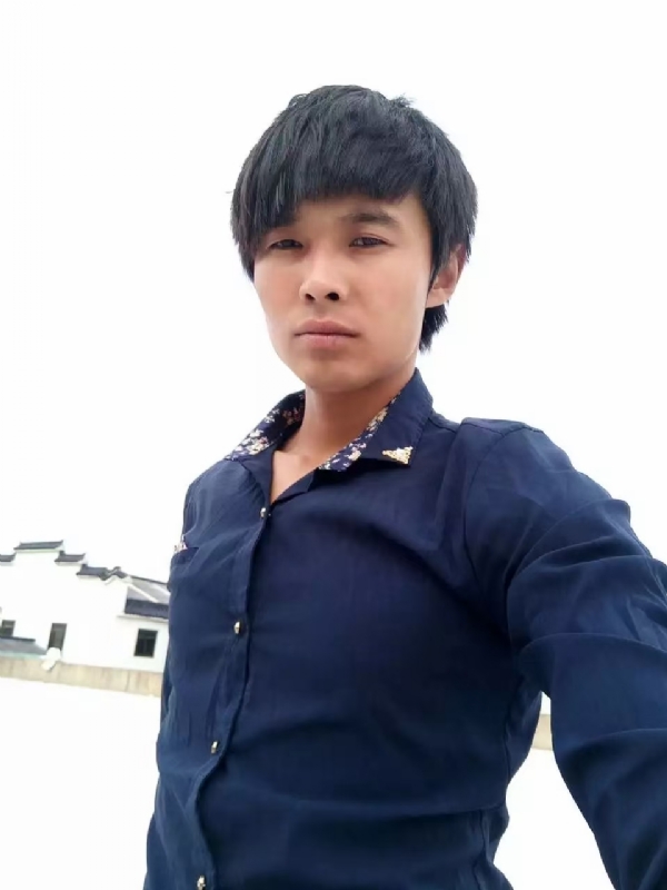 庸人自扰的第一张照片--绵阳相亲服务中心