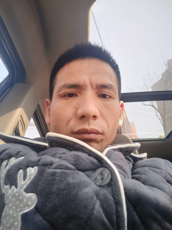 青春不长在的第一张照片--绵阳相亲服务中心