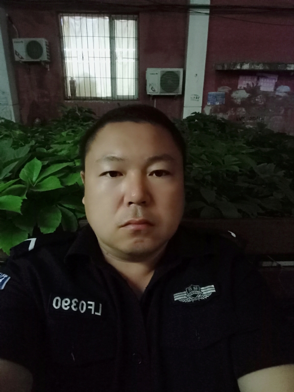 冯宇的第一张照片--绵阳相亲服务中心
