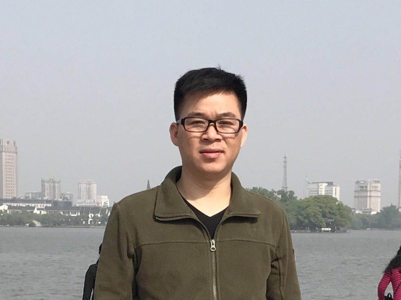 孔雀鱼的第一张照片--绵阳相亲服务中心