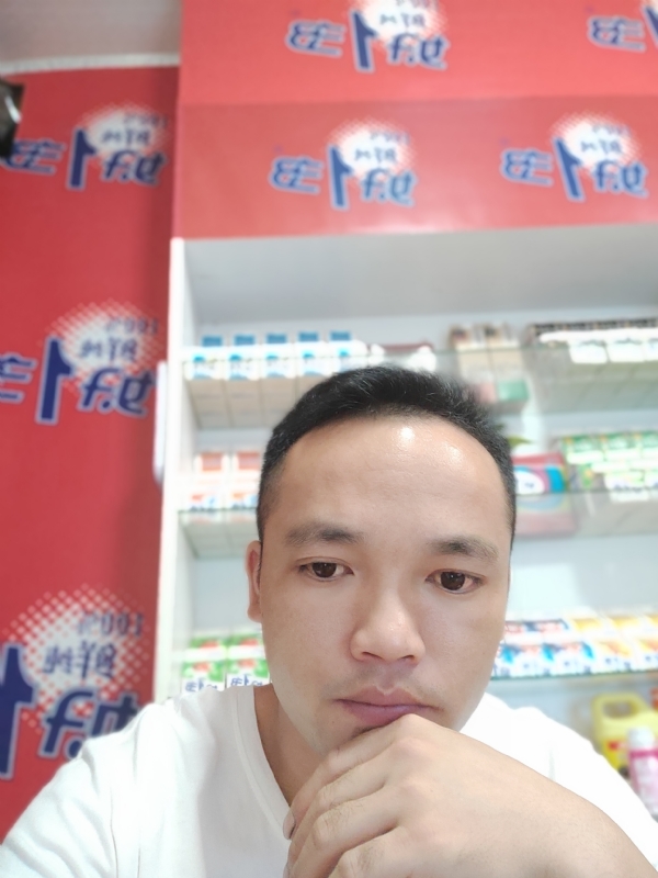 小老弟的第二张照片--绵阳相亲服务中心