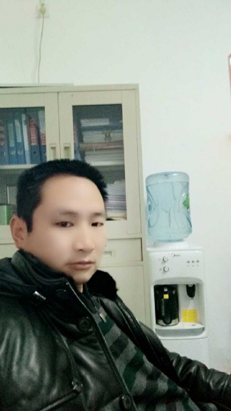 蓝色棒棒糖的第一张照片--绵阳相亲服务中心