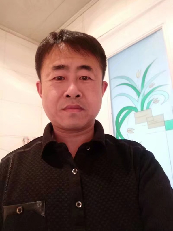 坦率的第一张照片--绵阳相亲服务中心