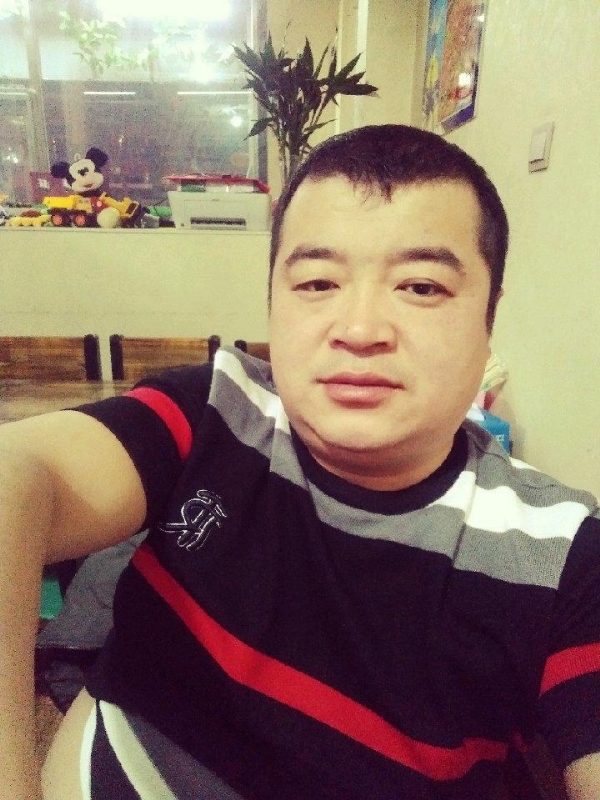 老实人的第一张照片--绵阳相亲服务中心