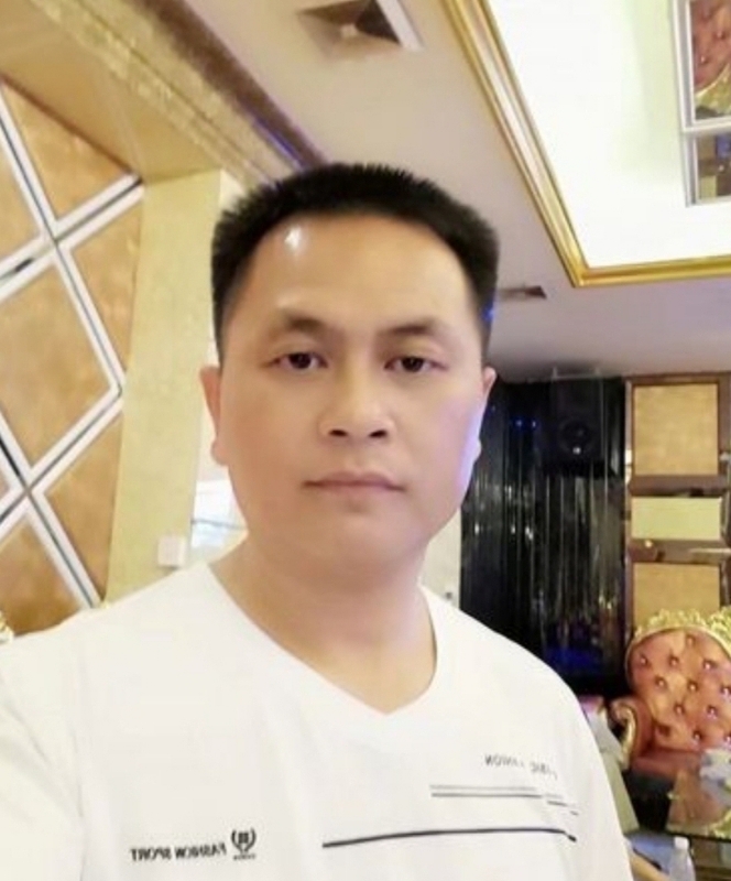 小梁的第二张照片--绵阳相亲服务中心