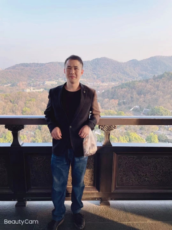 周周的第二张照片--绵阳相亲服务中心