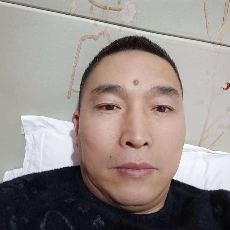 痴情男的第一张照片--绵阳相亲服务中心