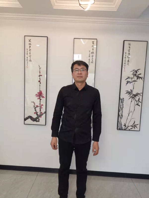 情义比天高的第一张照片--绵阳相亲服务中心