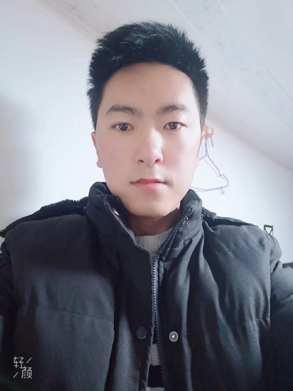 儒雅的玉龙兄的第一张照片--绵阳相亲服务中心