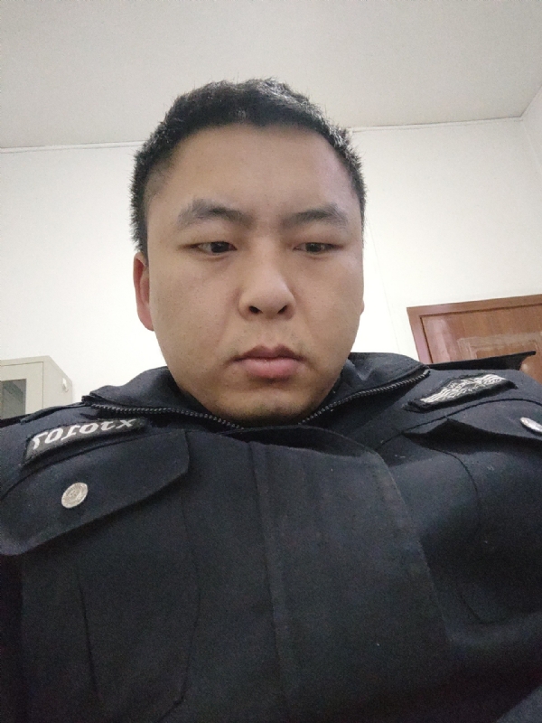 好纠结的第二张照片--绵阳相亲服务中心