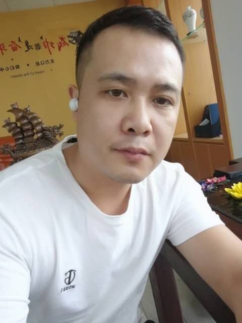 礼哥的第二张照片--绵阳相亲服务中心