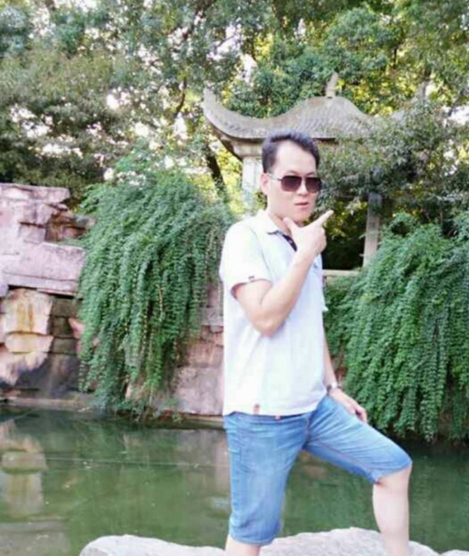 随缘的第一张照片--绵阳相亲服务中心