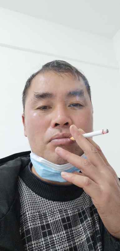 龙心的第一张照片--绵阳相亲服务中心