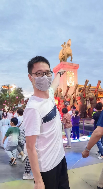 一休哥的第二张照片--绵阳相亲服务中心