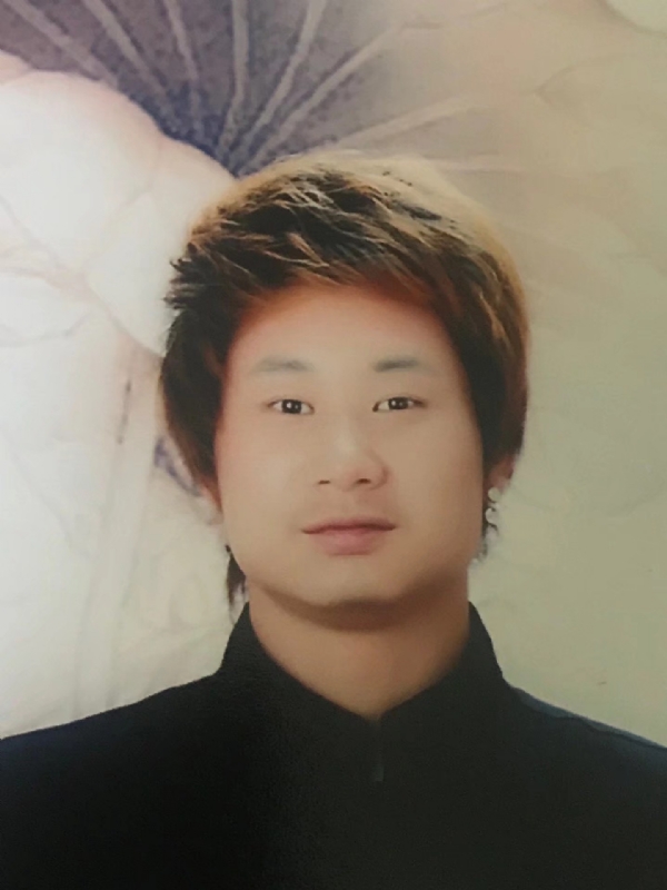 咮辛的第一张照片--绵阳相亲服务中心