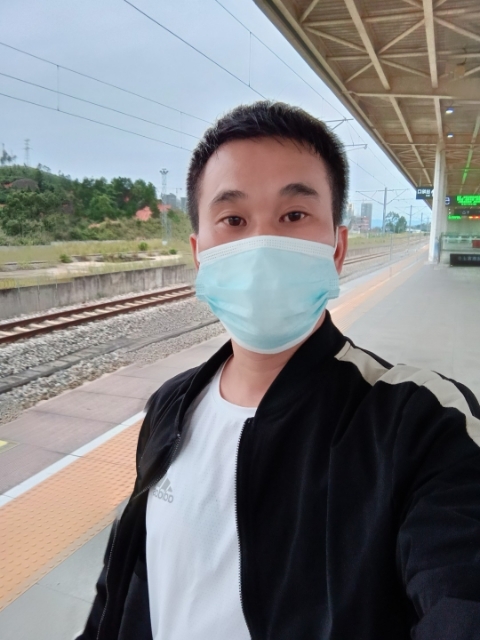 小李的第一张照片--绵阳相亲服务中心