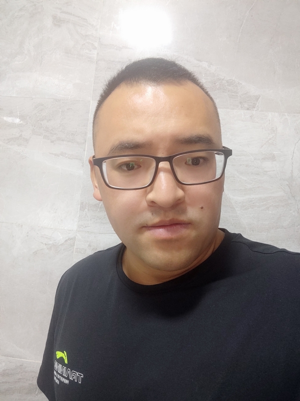 只愿得一人心的第四张照片--绵阳相亲服务中心