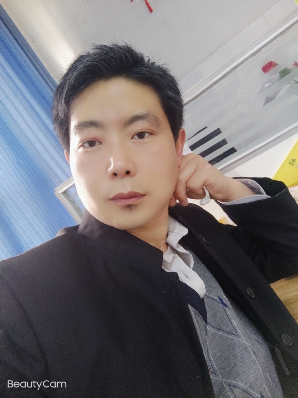 铜豌豆的第一张照片--绵阳相亲服务中心