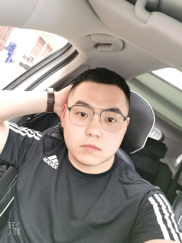 海阔天空的第一张照片--绵阳相亲服务中心