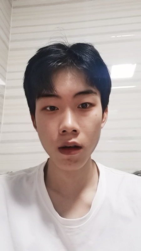 嘿的第一张照片--绵阳相亲服务中心