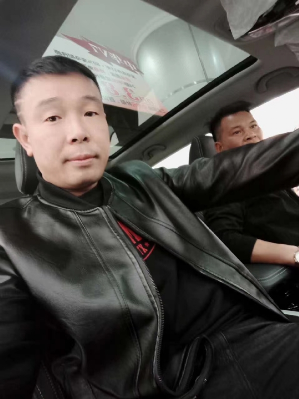 醉红尘的第一张照片--绵阳相亲服务中心