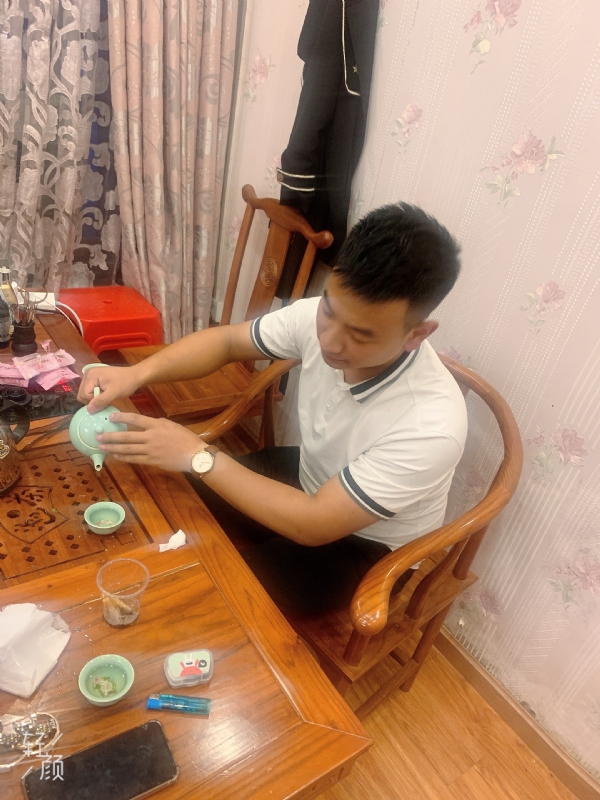 古有风琴的第一张照片--绵阳相亲服务中心