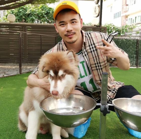 坚持的第一张照片--绵阳相亲服务中心