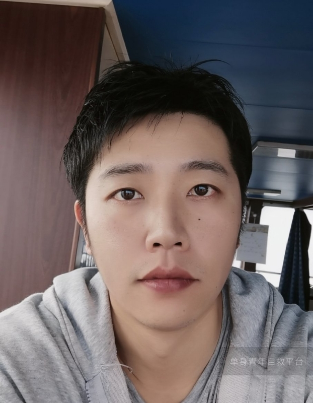 不太帅的男人的第一张照片--绵阳相亲服务中心