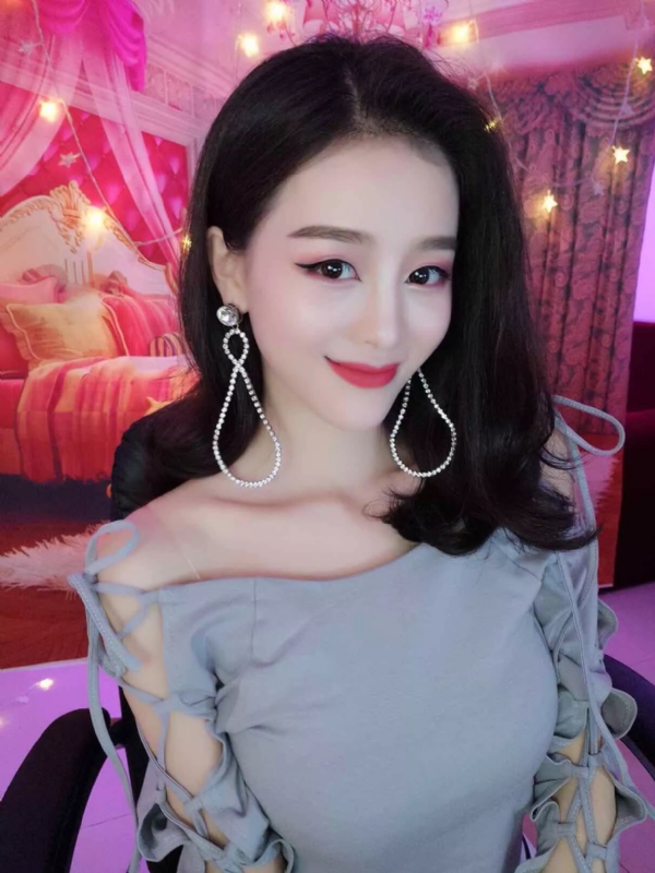 Cici的第三张照片--绵阳相亲服务中心