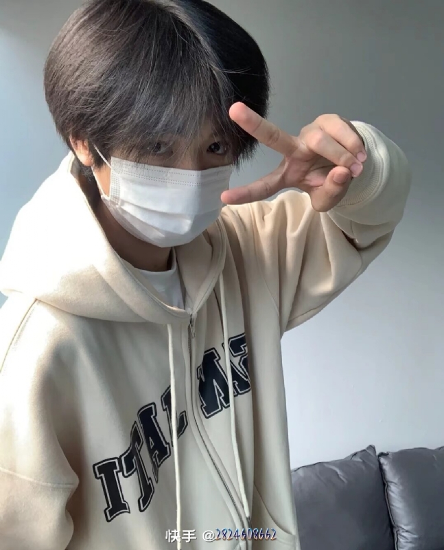 emo的风的第一张照片--绵阳相亲服务中心