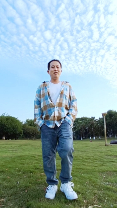 曹先生的第一张照片--绵阳相亲服务中心