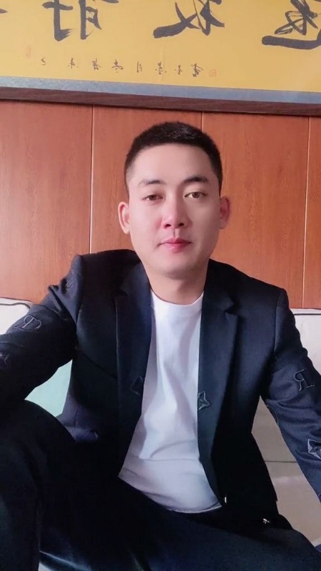 李泽胜的第一张照片--绵阳相亲服务中心