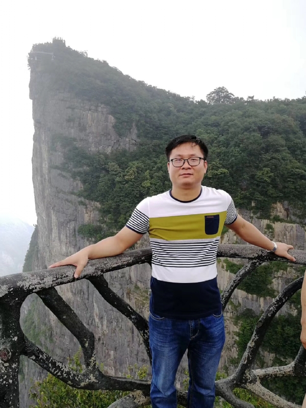 江汉的第一张照片--绵阳相亲服务中心