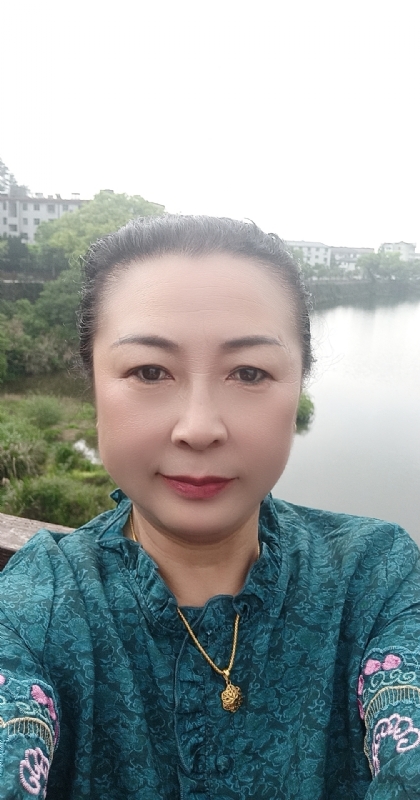 雨中情的第二张照片--绵阳相亲服务中心