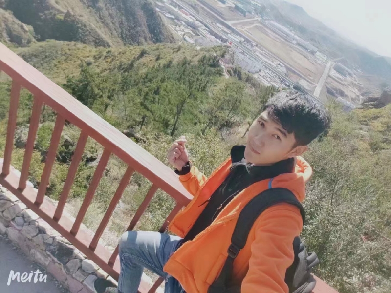 小啊鹏的第一张照片--绵阳相亲服务中心