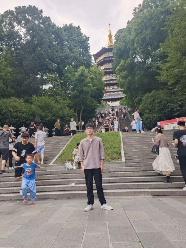 阳光男孩的第二张照片--绵阳相亲服务中心