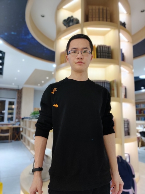 轩墨的第一张照片--绵阳相亲服务中心