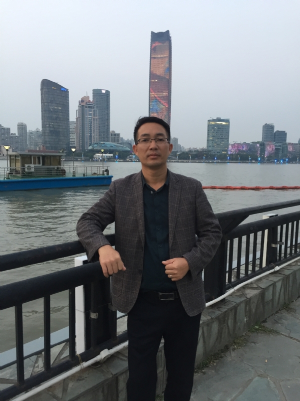 风月无边的第一张照片--绵阳相亲服务中心