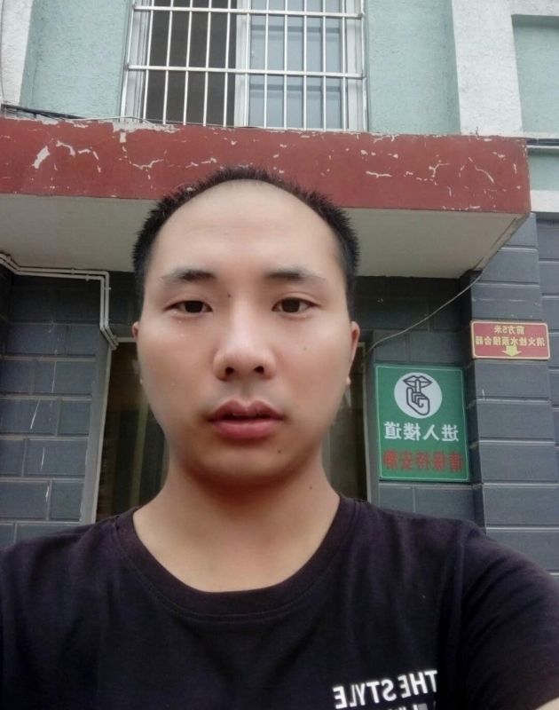 亮亮的第一张照片--绵阳相亲服务中心