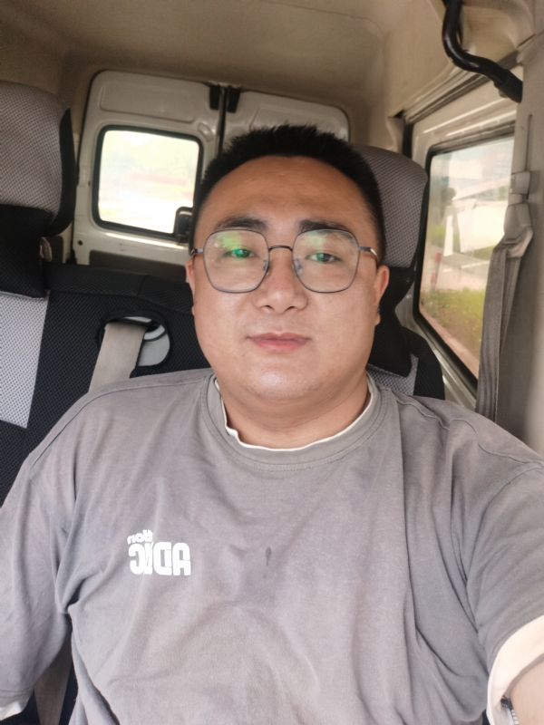 奇卡的第二张照片--绵阳相亲服务中心