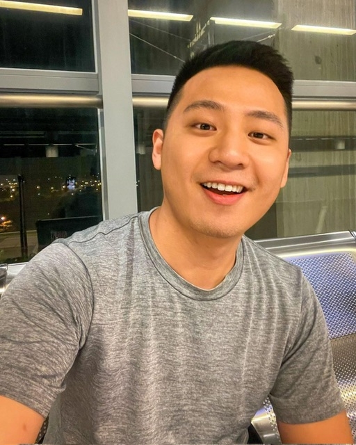 孤獨的男人的第三张照片--绵阳相亲服务中心