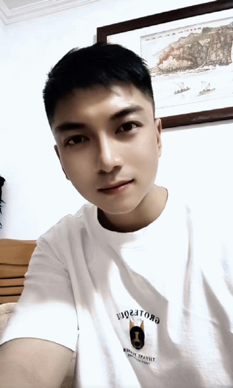 正直的火焰的第一张照片--绵阳相亲服务中心