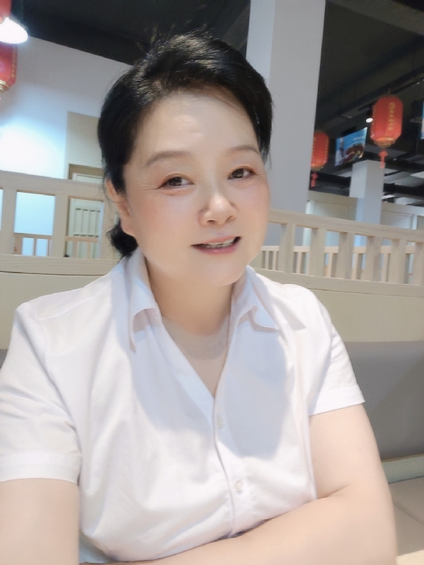 丁姐爱生活的第一张照片--绵阳相亲服务中心