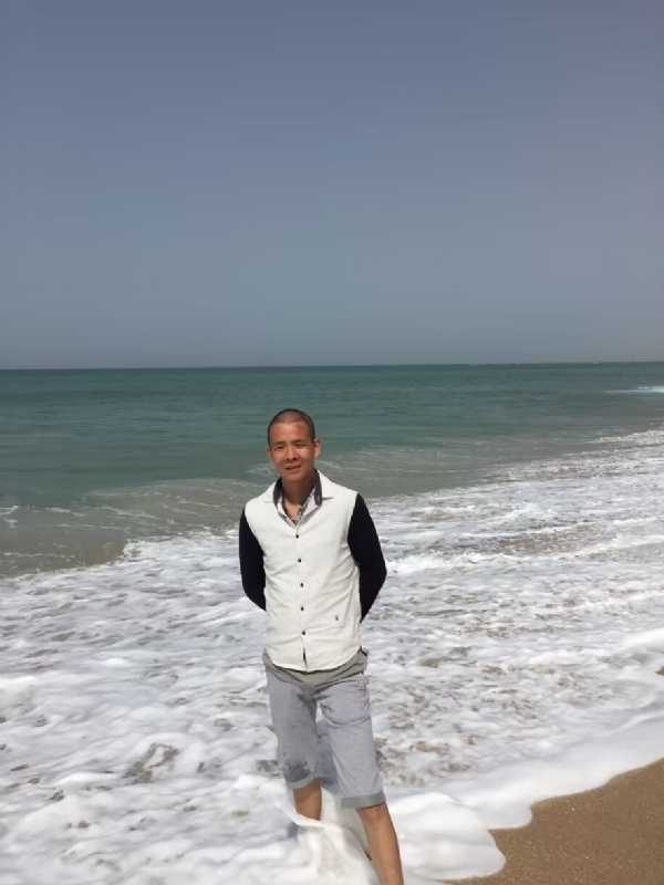 飞雪飘零的第二张照片--绵阳相亲服务中心