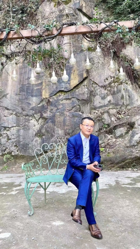 dikson的第一张照片--绵阳相亲服务中心