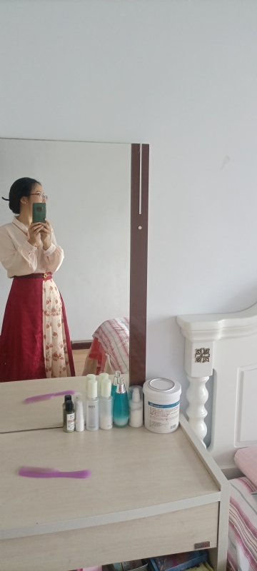 伊落梅雪笺的第一张照片--绵阳相亲服务中心