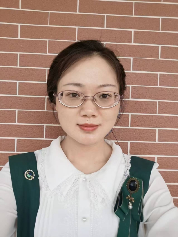 Lily的第二张照片--绵阳相亲服务中心